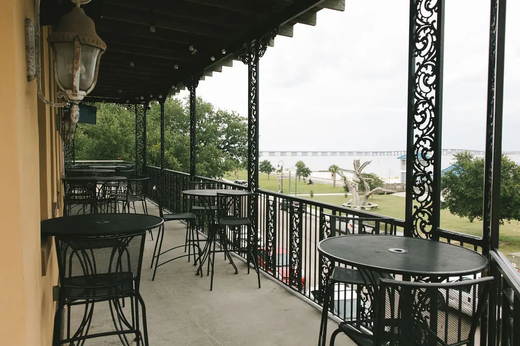 The private balcony